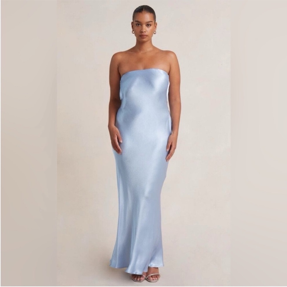 Dessy Collection USA Made Strapless Platinum Matte Maxi Dress. 24. NWT.